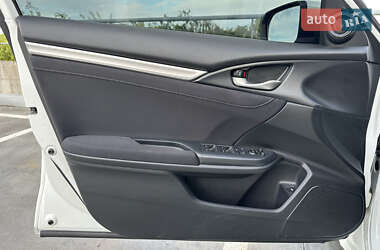 Седан Honda Civic 2021 в 