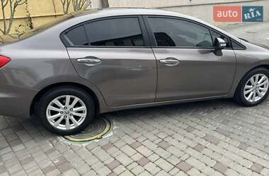 Седан Honda Civic 2012 в 