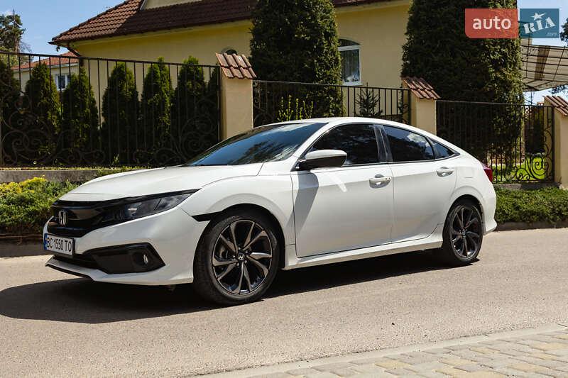 Седан Honda Civic 2021 в Львові