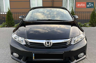 Седан Honda Civic 2012 в Виннице