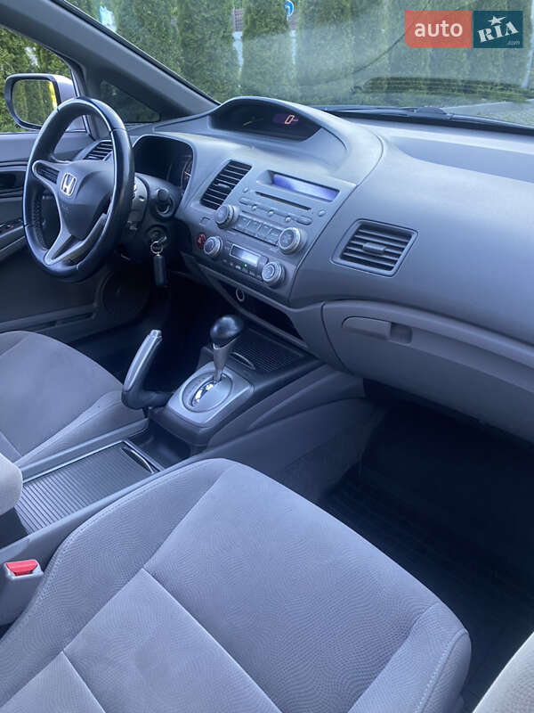 Седан Honda Civic 2008 в Харкові
