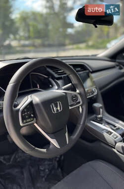 Хетчбек Honda Civic 2017 в 