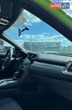 Хетчбек Honda Civic 2017 в 