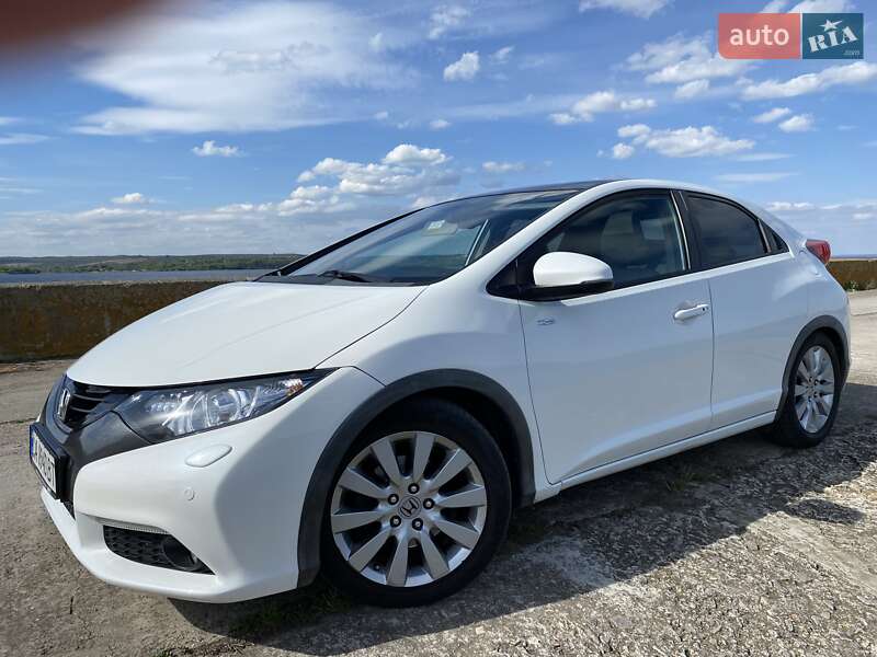 Хэтчбек Honda Civic 2012 в Каневе