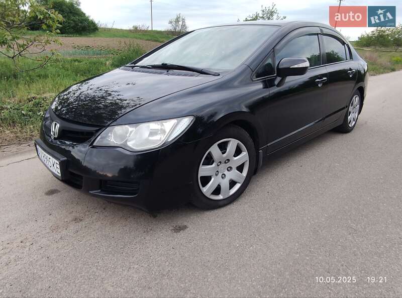Седан Honda Civic 2007 в Первомайську