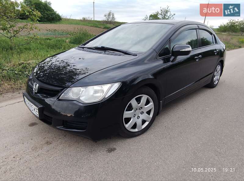 Седан Honda Civic 2007 в Первомайську