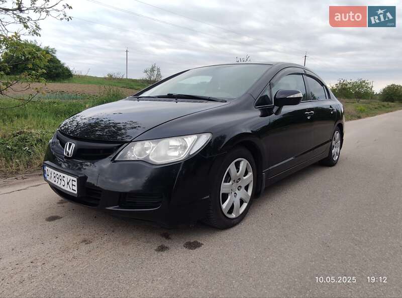 Седан Honda Civic 2007 в Первомайську