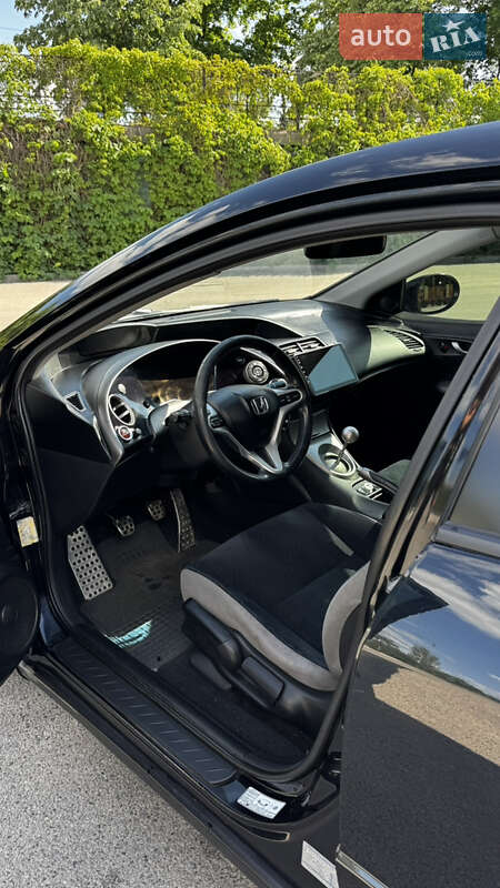 Хетчбек Honda Civic 2008 в Дніпрі