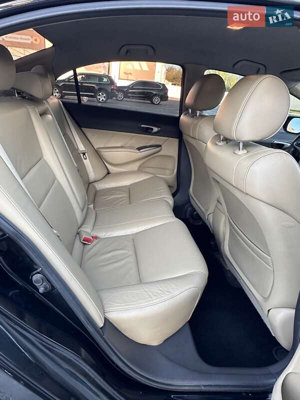 Седан Honda Civic 2006 в Полтаві