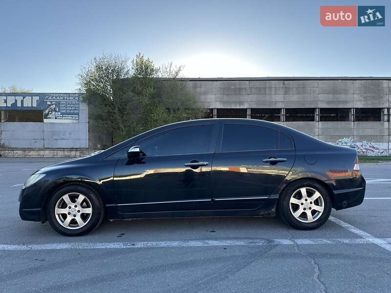 Седан Honda Civic 2006 в Полтаві