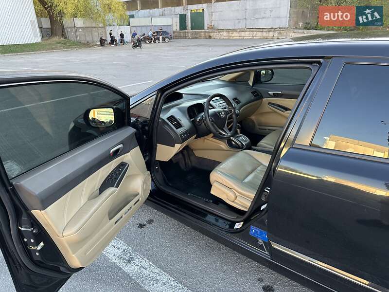 Седан Honda Civic 2006 в Полтаві