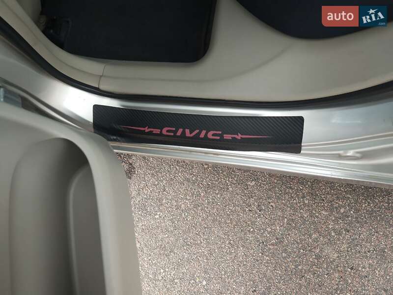 Седан Honda Civic 2006 в Житомире
