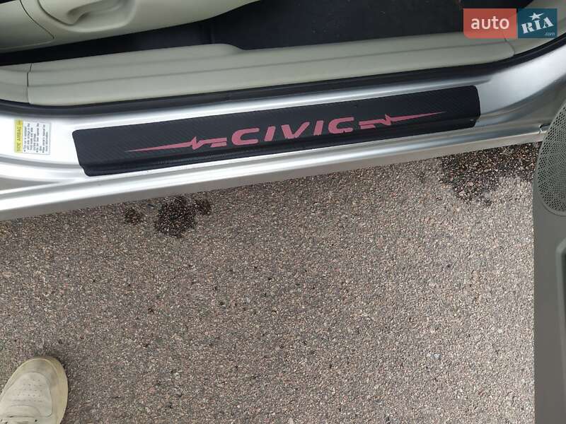 Седан Honda Civic 2006 в Житомире