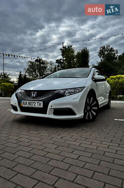 Хэтчбек Honda Civic 2014 в Киеве