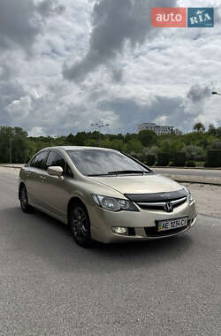 Седан Honda Civic 2008 в Днепре