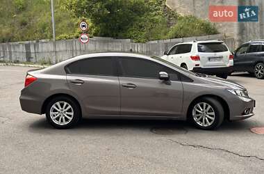 Седан Honda Civic 2012 в 