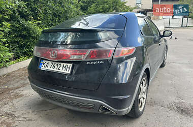 Хэтчбек Honda Civic 2008 в 