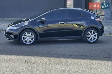 Хэтчбек Honda Civic 2007 в 
