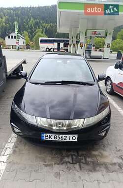 Хетчбек Honda Civic 2007 в Рівному