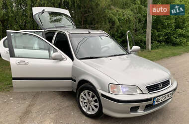 Хэтчбек Honda Civic 2000 в Виннице