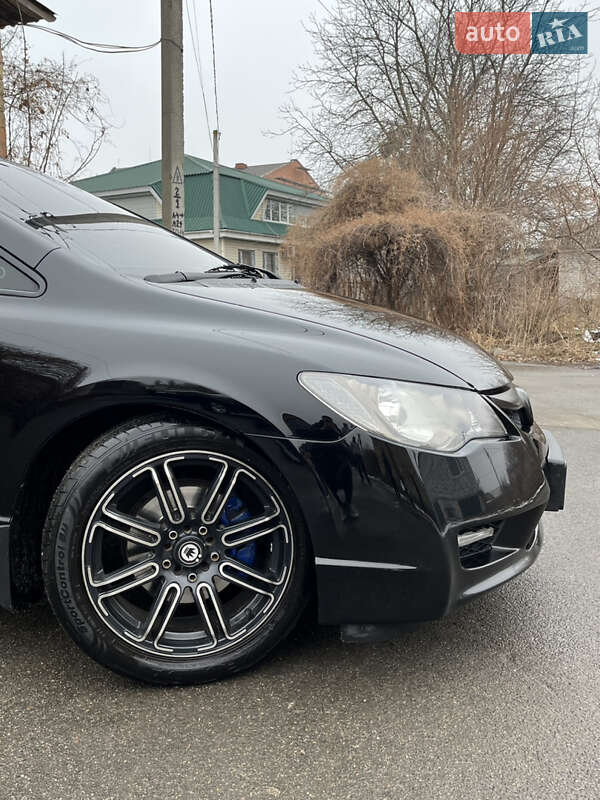 Седан Honda Civic 2009 в Немішаєве