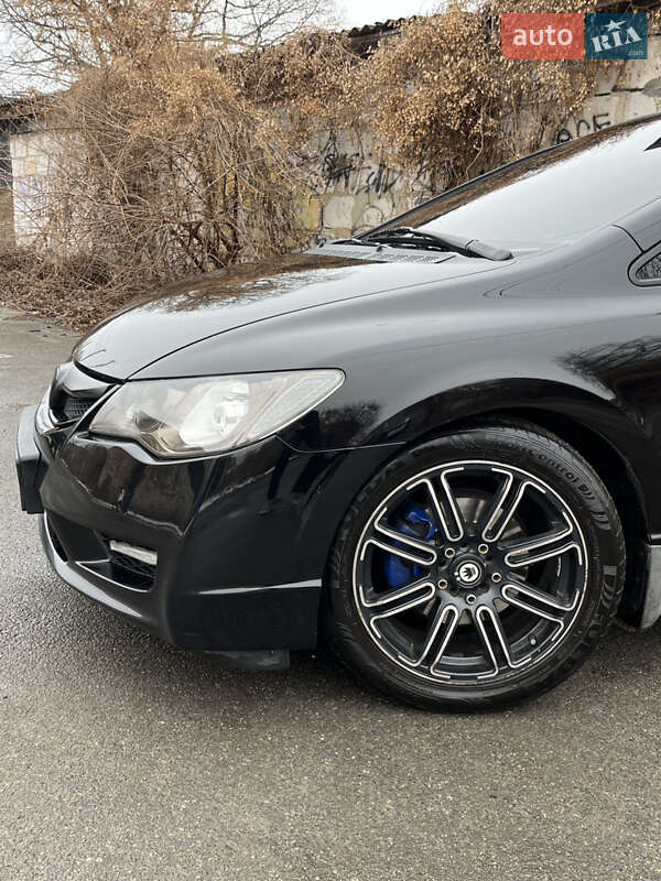 Седан Honda Civic 2009 в Немішаєве