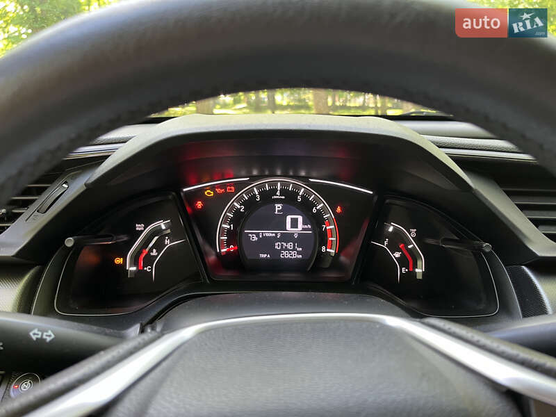 Седан Honda Civic 2018 в Чернігові