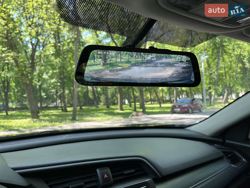 Седан Honda Civic 2018 в Чернігові