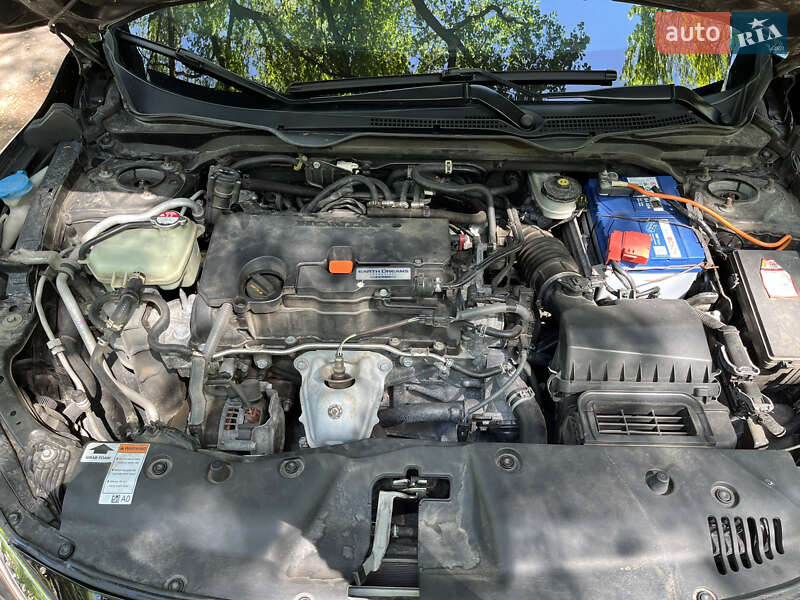 Седан Honda Civic 2018 в Чернігові