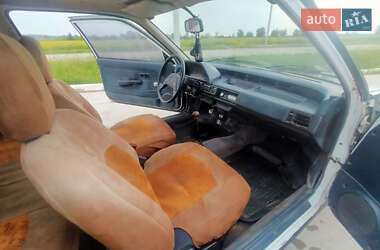 Хэтчбек Honda Civic 1986 в 