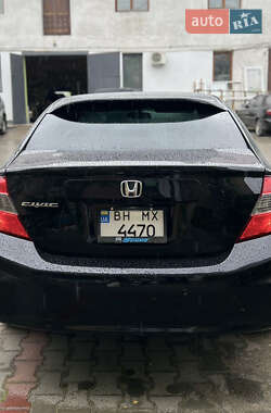 Седан Honda Civic 2012 в 