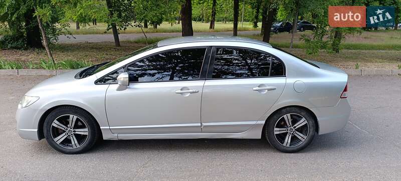 Седан Honda Civic 2008 в Запорожье