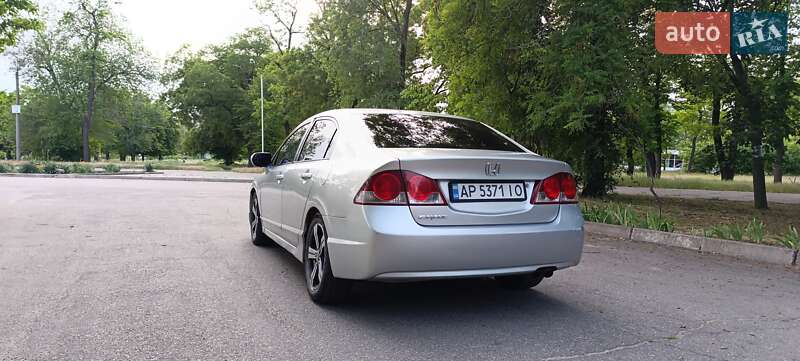 Седан Honda Civic 2008 в Запорожье