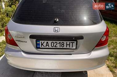 Хэтчбек Honda Civic 2001 в 