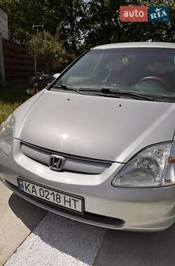 Хэтчбек Honda Civic 2001 в 