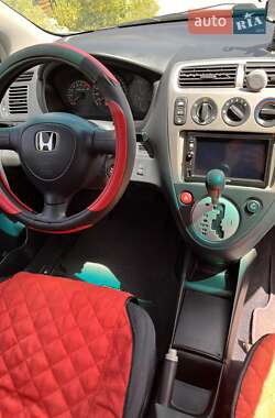 Хэтчбек Honda Civic 2001 в 