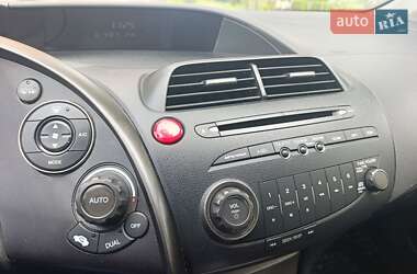 Хэтчбек Honda Civic 2010 в 