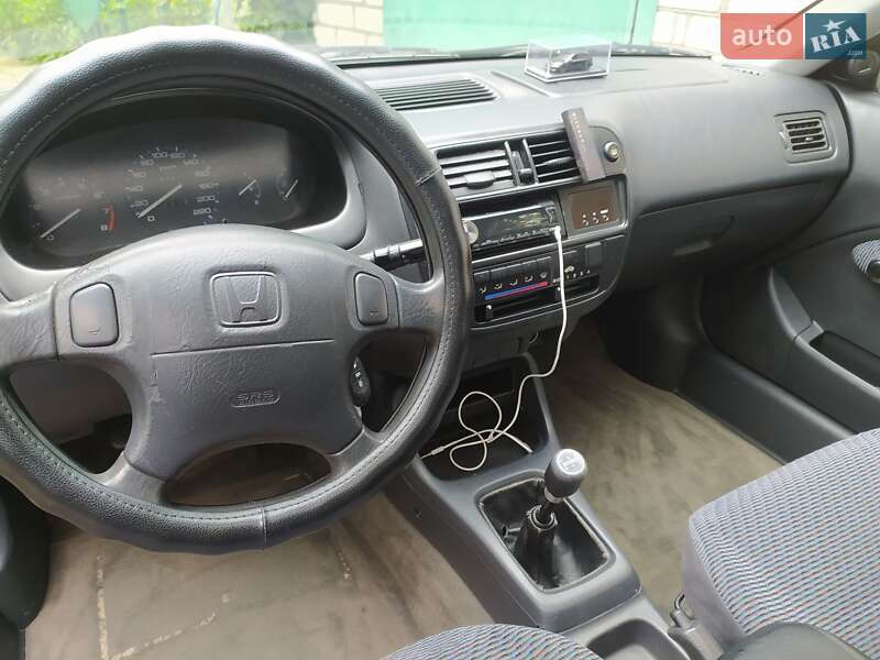 Хэтчбек Honda Civic 1996 в Одессе