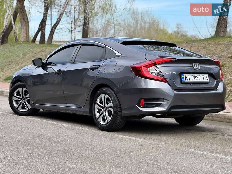 Седан Honda Civic 2016 в Києві