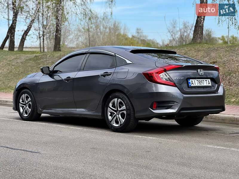 Седан Honda Civic 2016 в Києві