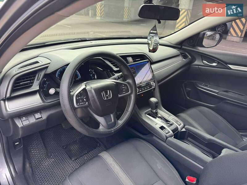 Седан Honda Civic 2016 в Києві