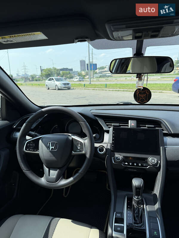 Купе Honda Civic 2016 в Києві