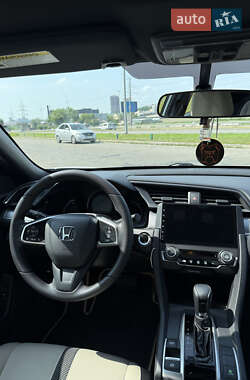 Купе Honda Civic 2016 в 