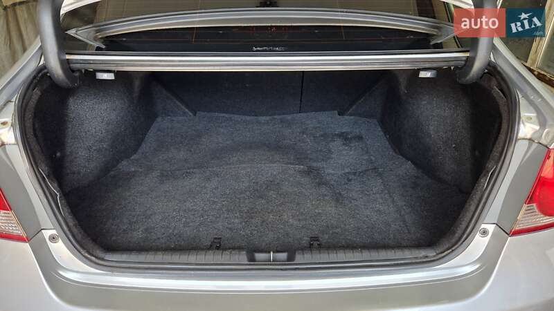 Седан Honda Civic 2008 в Днепре