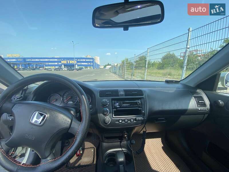 Седан Honda Civic 2004 в Киеве