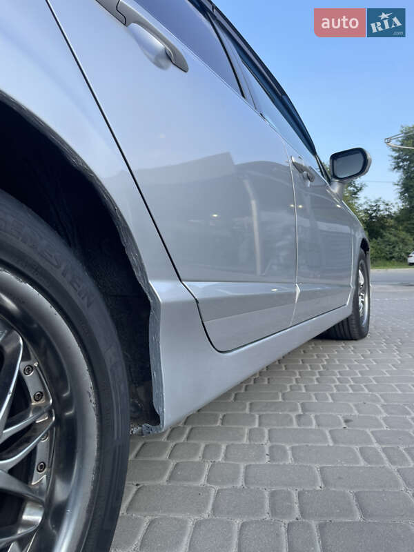 Седан Honda Civic 2007 в Киеве