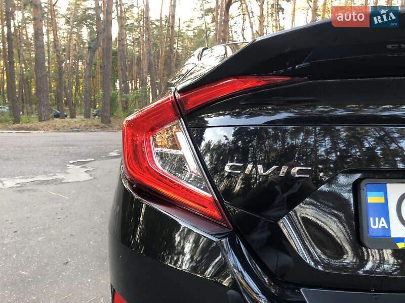 Седан Honda Civic 2016 в Черкассах