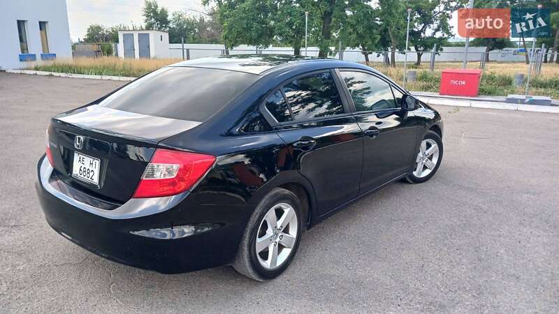 Седан Honda Civic 2012 в Дніпрі