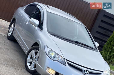 Седан Honda Civic 2009 в Днепре