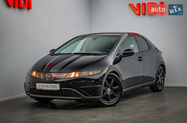 Хэтчбек Honda Civic 2007 в Киеве
